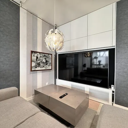 La Chicane - Garage - Proche Circuit - 4p *