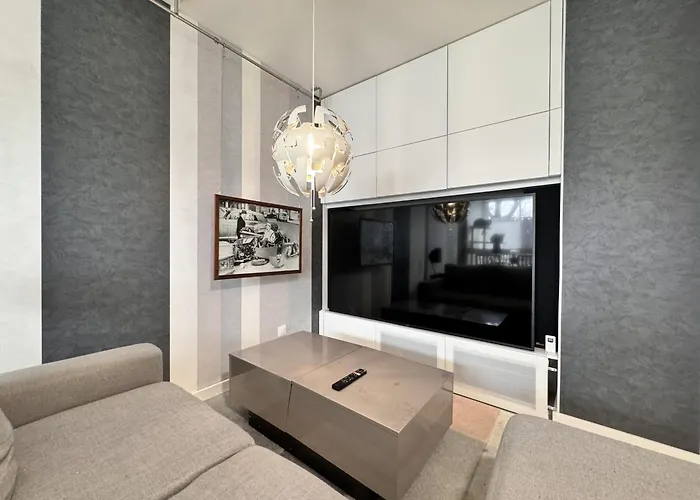 La Chicane - Garage - Proche Circuit - 4p *